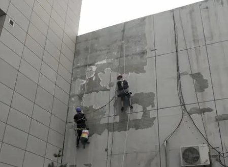龙港楼顶漏水维修公司分享下龙港外墙防水的注意事项